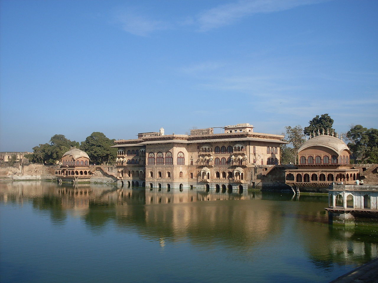 deeg-palace-img